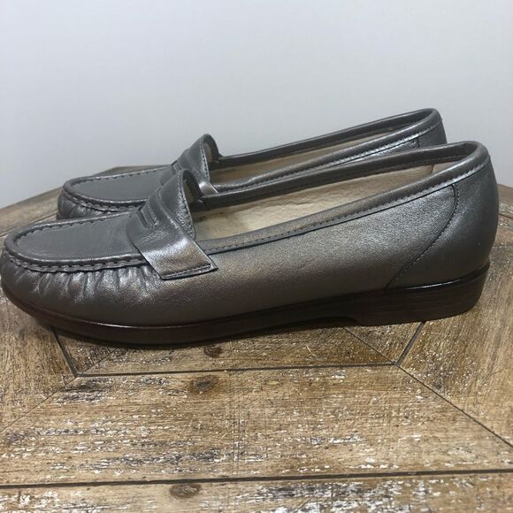 SAS Penny Loafer Shoes Size 9.5 W - Picture 1 of 8